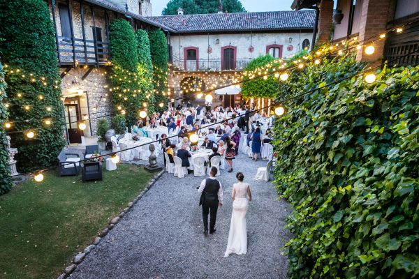 Top 5 raisons de choisir un traiteur de fouées pour votre mariage en extérieur